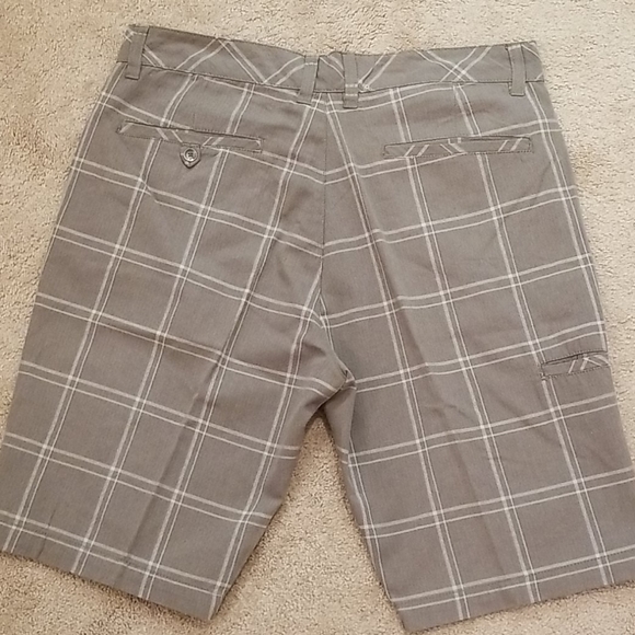 Men's casual shorts. - Picture 3 of 3
